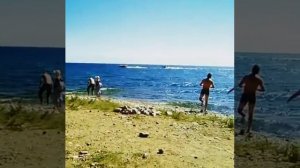 Иркутск сахалара. Байкал. Некоторые смельчаки даже искупались.