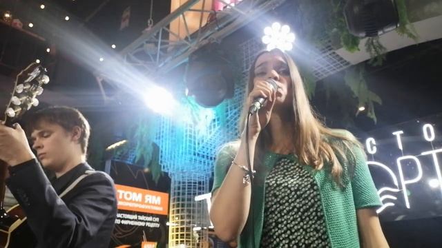 Smoke get's in your eyes - Джазовые стандарты -Живая музыка - Из Орлеана