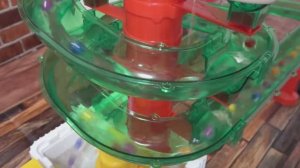 Проводим эксперименты! Водный шариковый бег ASMR☆ Новая трасса Somen Slider‼Разноцветные шарики и зв