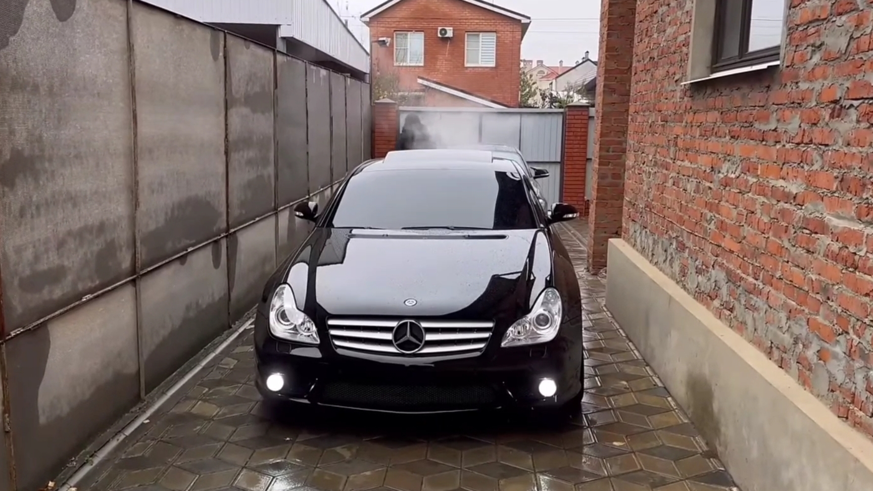 CLS 63 AMG KOMPRESSOR смотреть онлайн