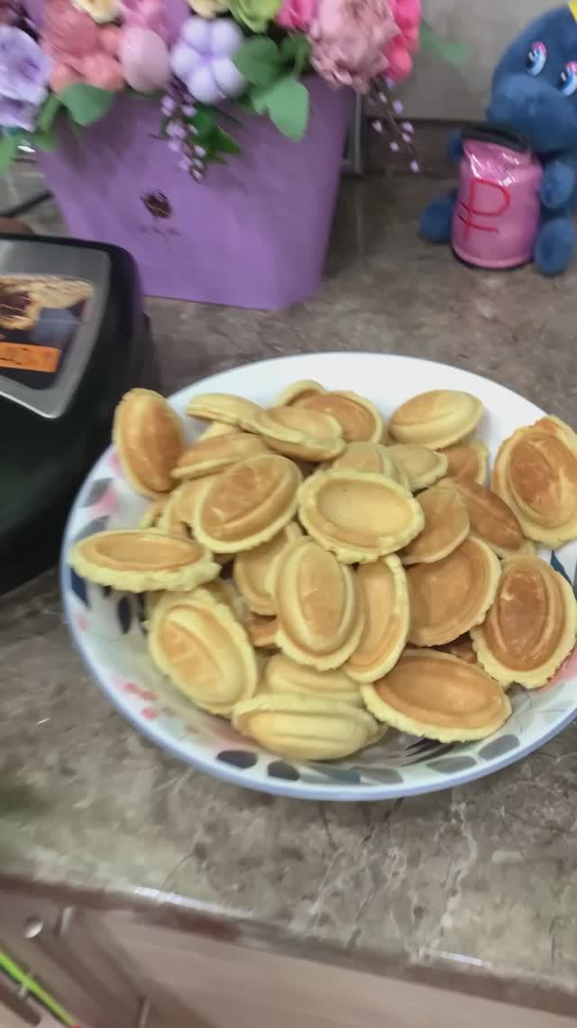 Печенье ОРЕШКИ СО СГУЩЁНКОЙ.
Рецепт орешков в описании! смотреть онлайн