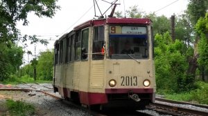 Трамвай Челябинска 71-605 (КТМ-5М3) №2013 маршрут 9 следует по 2-ой Павелецкой улице