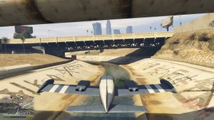 GTA V - "Полёты под мостом".