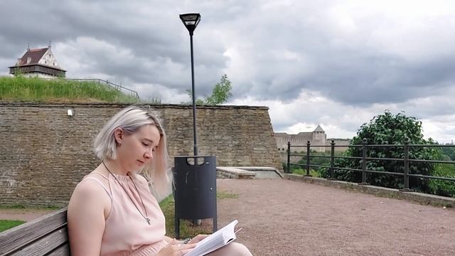Книжное путешествие в Нарву//Элиф Шафак 