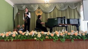 В.Сапаров  "Концертный вальс"