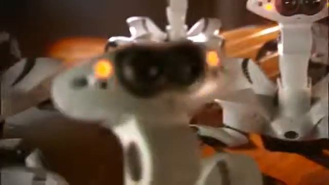 Roboquad WowWee 8039 смотреть онлайн