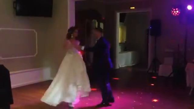 Отличный и простой свадебный танец! смотреть онлайн