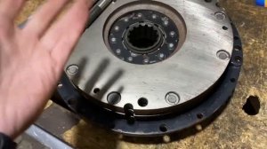 Корзина посилена ЮМЗ 8040. Куди вона ставиться