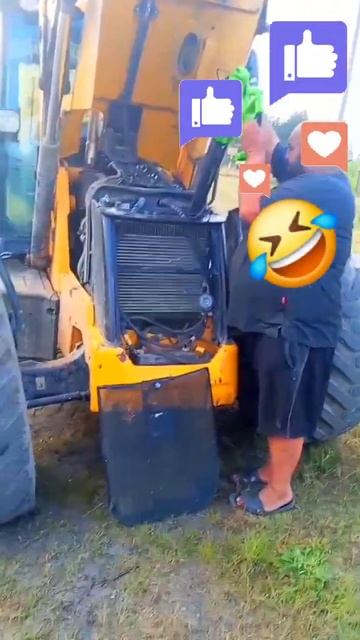 А ТЫне забываешь сдувать пыль⁉️ #трактор #jcb #ремонт #спецтехника #радиатор #юмор #смех #стендап смотреть онлайн