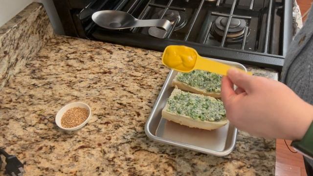 1957 French's MUSTARD BREAD recipe - I tried it! and it was...something. смотреть онлайн