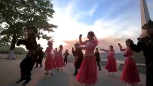 СИБИРСКИЙ ХОРОВОД !!! настоящий русский флешмоб!