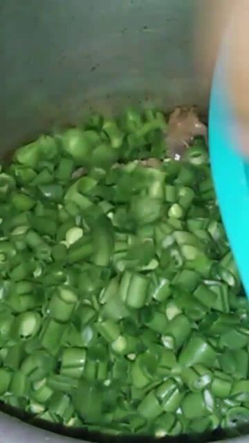 beans and mutton ka chakna... смотреть онлайн