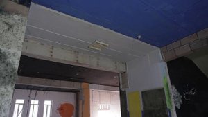 В бывшем океанариуме на улице Батарейной во Владивостоке приступают к ремонту фасада.