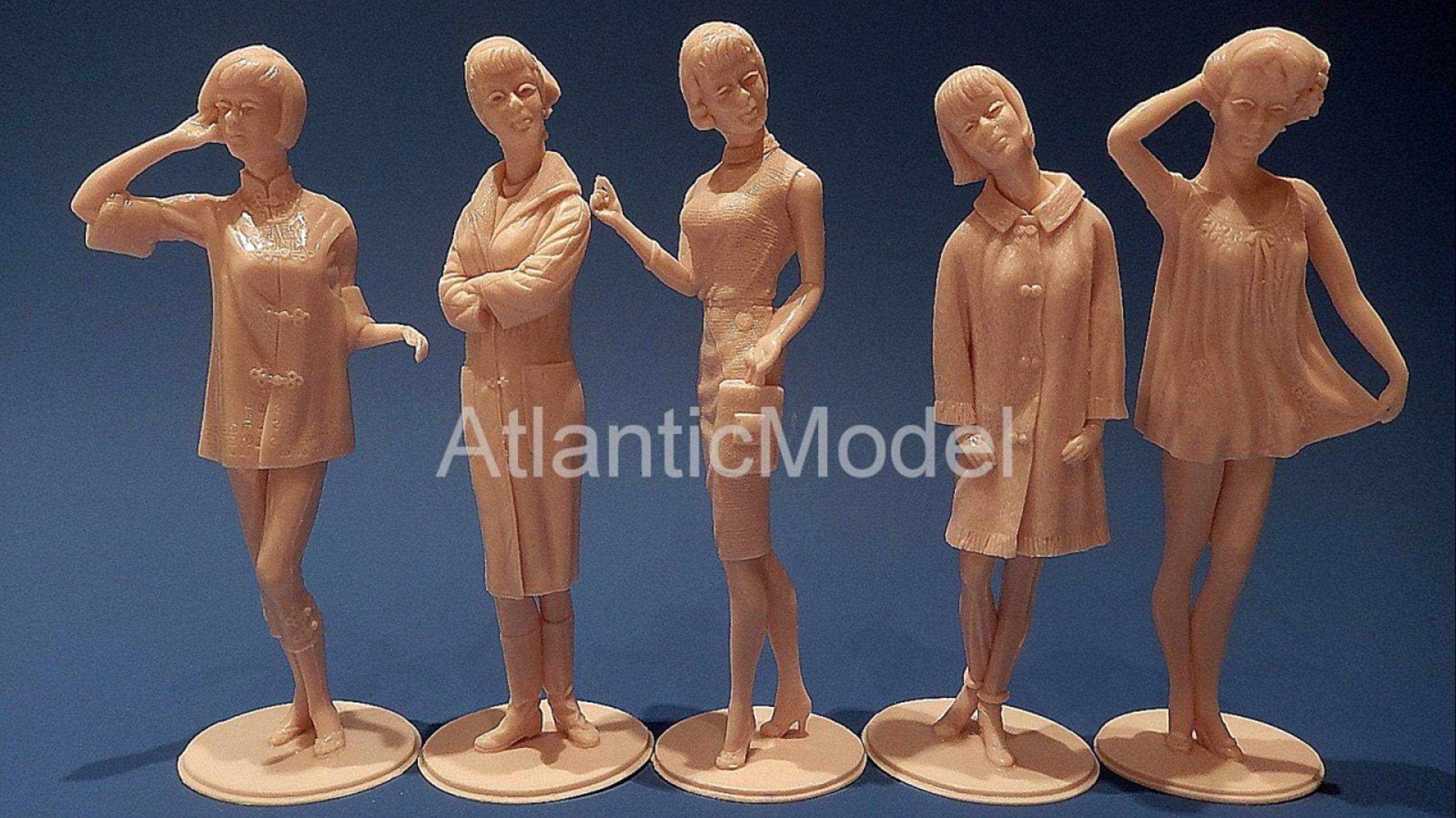 солдатики Marx 150 мм Университетские милашки смотреть онлайн