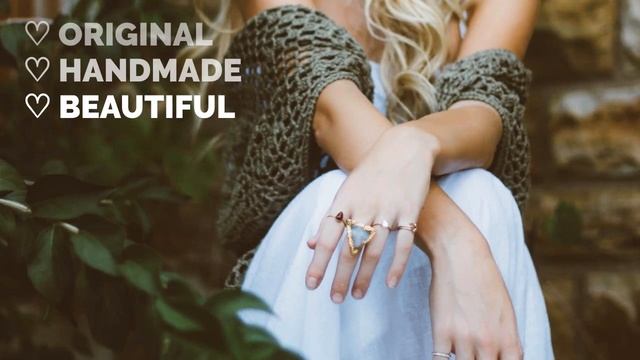 crystal quartz necklace - crystal quartz meaning: the master healer, the energy amplifier