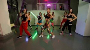 ZUMBA DANCE ТАНЦЕВАЛЬНАЯ ТРЕНИРОВКА В СТУДИИ ТАНЦЕВ THE BAT В СПБ