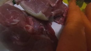 Сочный и рассыпчатый Плов слоями с мясом, овощами и сухофруктами. Очень быстро и вкусно.