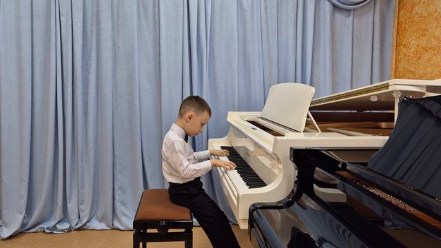 Полонез соль минор И.С. Бах