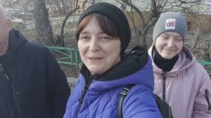 Семейная прогулка в выходной. Холодно. Погода в ИРКУТСКЕ всё портит