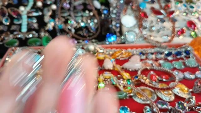 Новинки комплекты с камня серебра и прсеребрения.