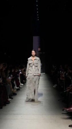 Модель UMODEL Кристина Ч. для бренда ADDICTED TOO.., московская неделя моды 2025.