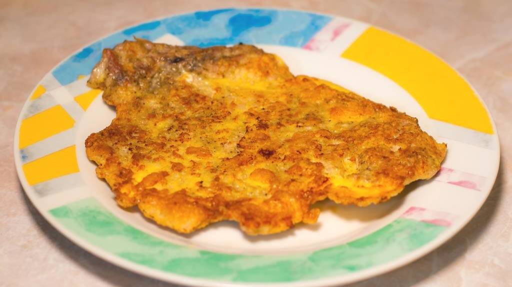 Отбивная из свиной корейки на косточке