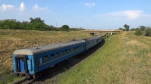 ЧМЭ3-3273 с пригородным поездом Запорожье-2 - Бердянск на перегоне Берда - Бердянск