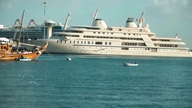 Внутри Самой Дорогой Яхты Стоимостью $3.000.000.000 смотреть онлайн