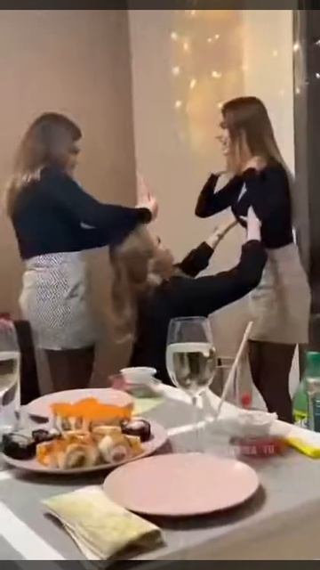 Визуально увеличила грудь