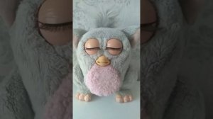 Обзор Ферби от Hasbro малыш первые выпуски.