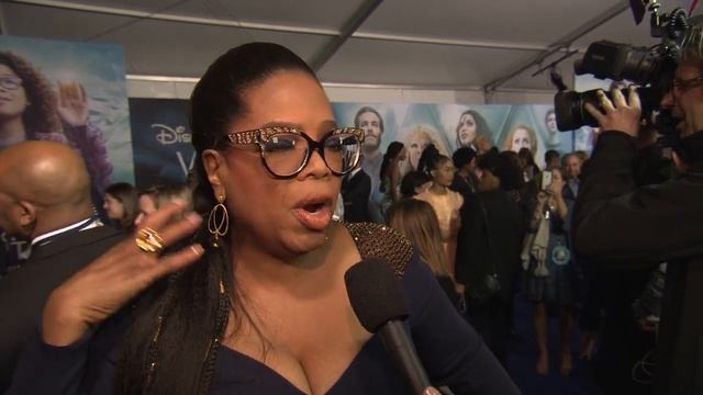 A Wrinkle In Time: Oprah Winfrey World Premiere Movie Interview | ScreenSlam смотреть онлайн