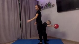 парные упражнения с мячом