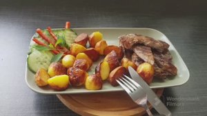 Вкуснейший, сочный #СТЕЙК с обалденно #ЖАРЕНОЙ КАРТОШКОЙ 😋,просто пальчики оближешь