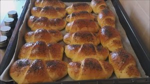 Рогалики с черешней (вишней) Рецепт дрожжевого теста на сметане МЯГКИЕ КАК ПУХ!!! Булочки к чаю