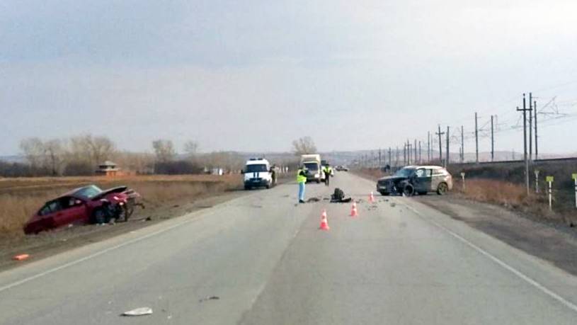 ДТП под Красноярском: 84-летний водитель автомобиля Kia выехал на встречную и погиб