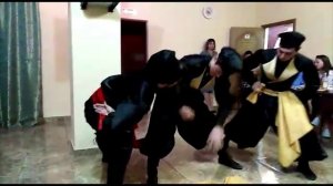 Армянский танец, с приколами