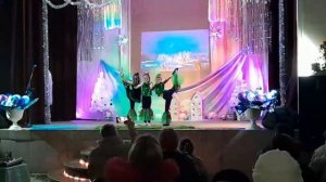 танец ,,Морское дно "" худ.руководитель Кивалина Е.В Белоберезковский КДЦ