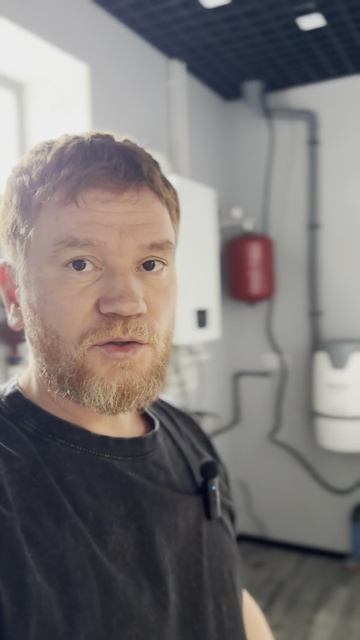 Потолок грильято в загородном доме