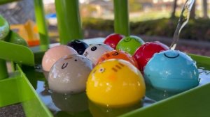 Эксперименты с водой и спуском шариков ♪ Бамбуковый слайдер  x большие горки для шариков♪