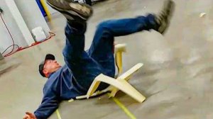 ✔️ЛУЧШИЕ ВИДЕО ПРИКОЛЫ ФЕЙЛЫ ПАДЕНИЕ НЕУДАЧИ😫 ПРАНКИ😈 НЕ ПОВТОРЯТЬ! учитесь на чужих ошибках😉#7