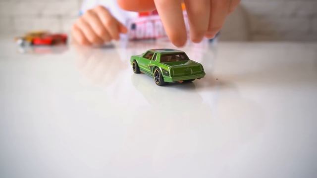 Марк не может выбрать машину, с которой будет играть смотреть онлайн