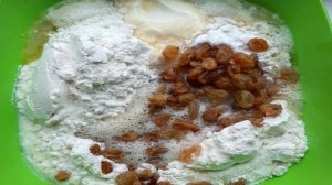 Кексы на кефире с кокосовой стружкой