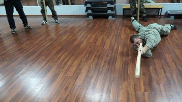 Вращение под осью привязки с предметом смотреть онлайн