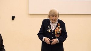 Валентина Ивановна Пакулина — труженица тыла, ребёнок войны — встретилась со студентами САФУ