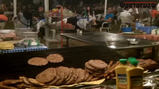 Сръбска скара в сръбска бирария смотреть онлайн