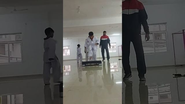 train 🥋with🥊 fun смотреть онлайн