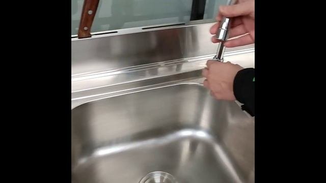 Стол-мойка производственный.