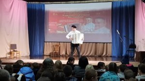 "Чёрный ворон" в стиле фольк-рок.
Алексей Бондарев.
