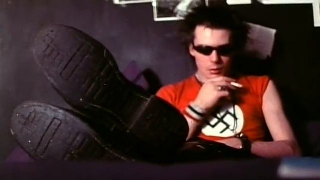 Sid Vicious falling asleep during an interview