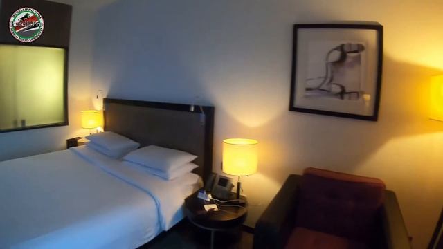 Avani Hotel Deira Dubai Review | Place to stay in Dubai смотреть онлайн